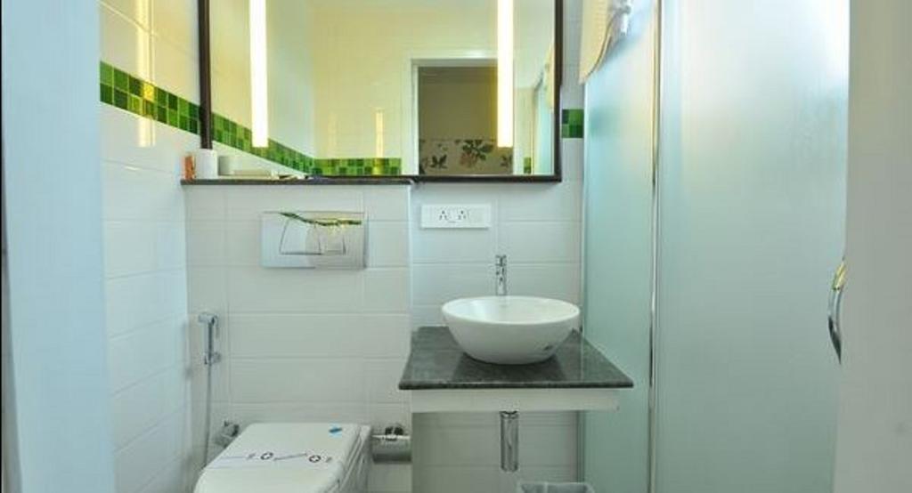 Bth Sarovaram Kochi Camera foto
