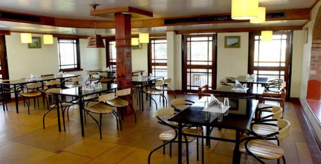 Bth Sarovaram Kochi Esterno foto
