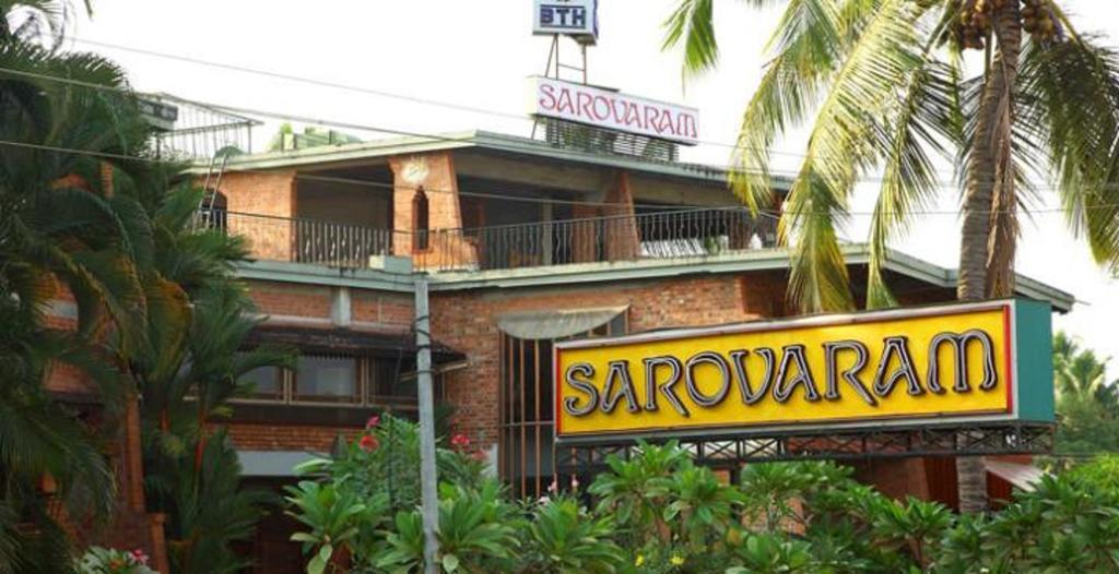 Bth Sarovaram Kochi Esterno foto